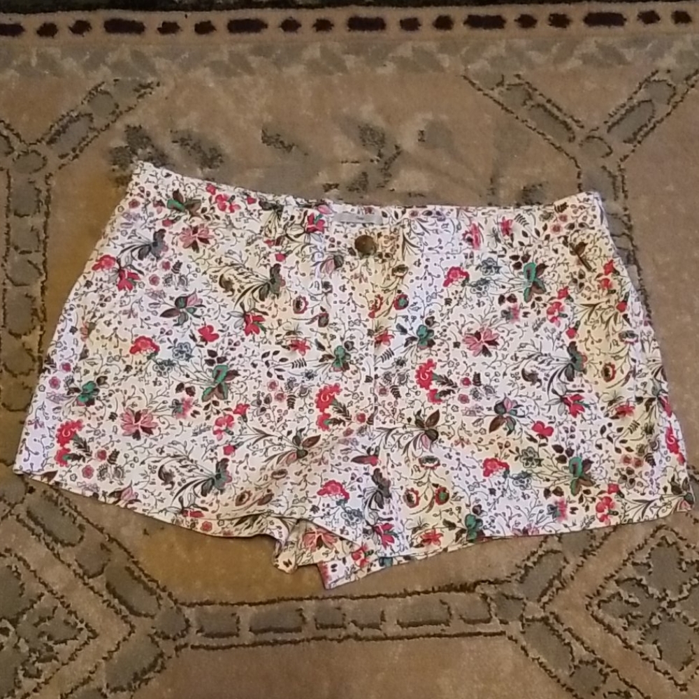 Gap Floral Shorts 14